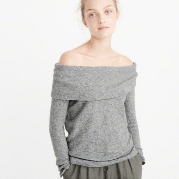 Abercrombie & Fitch Sweaters - ABERCROMBIE Off the shoulder grey sweater